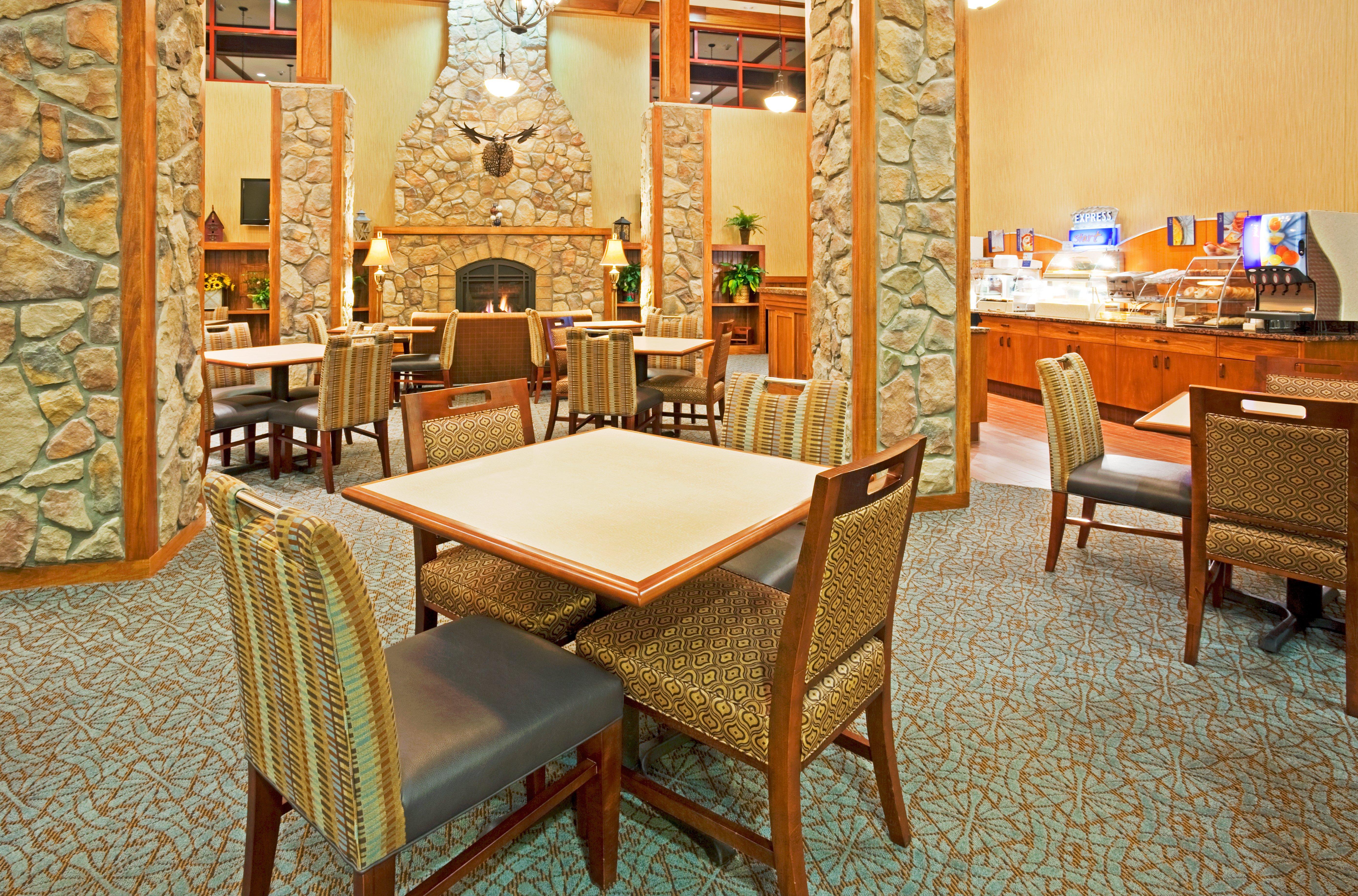 Comfort Inn & Suites Mountain Iron And Virginia Bagian luar foto