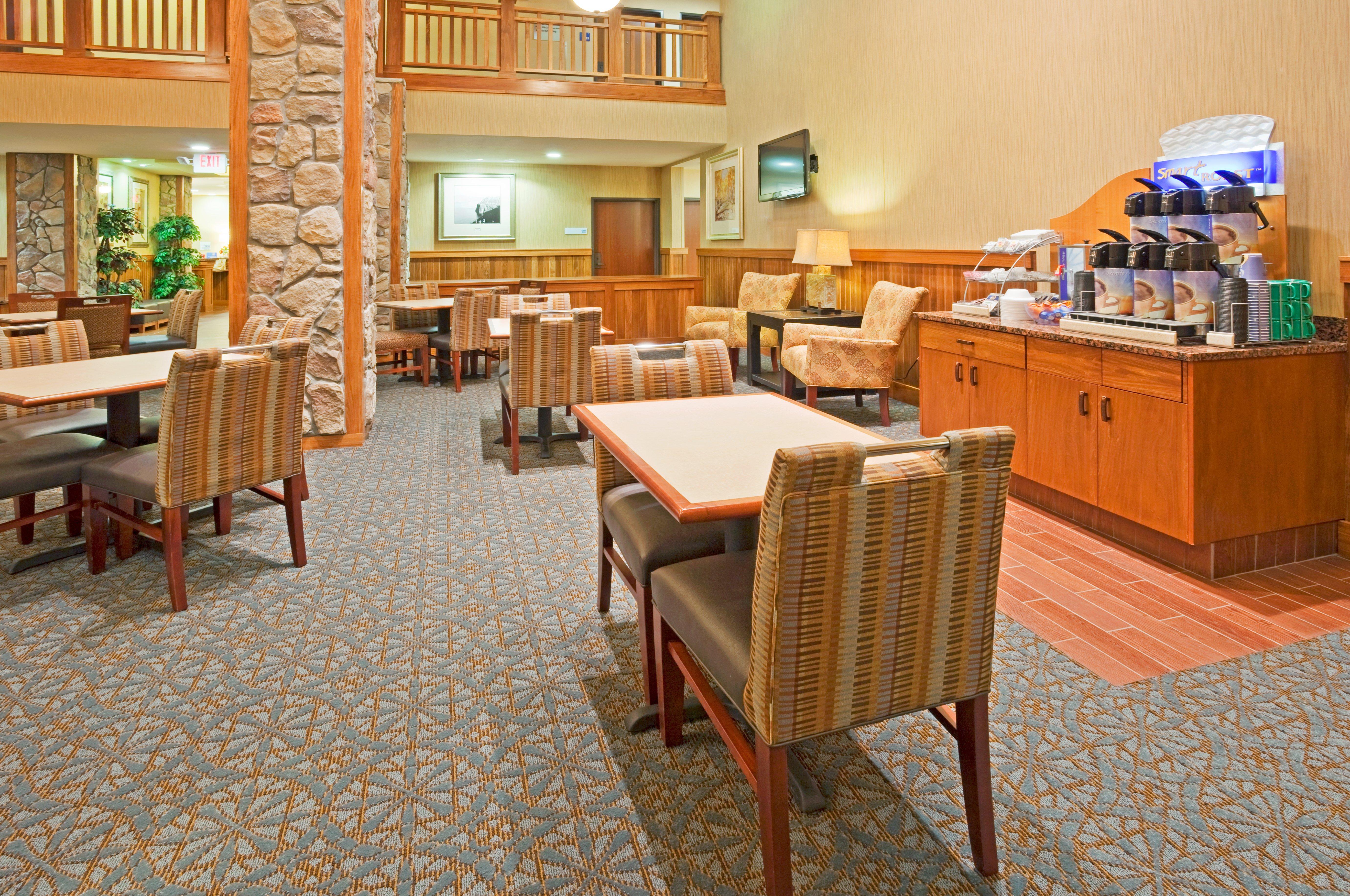 Comfort Inn & Suites Mountain Iron And Virginia Bagian luar foto