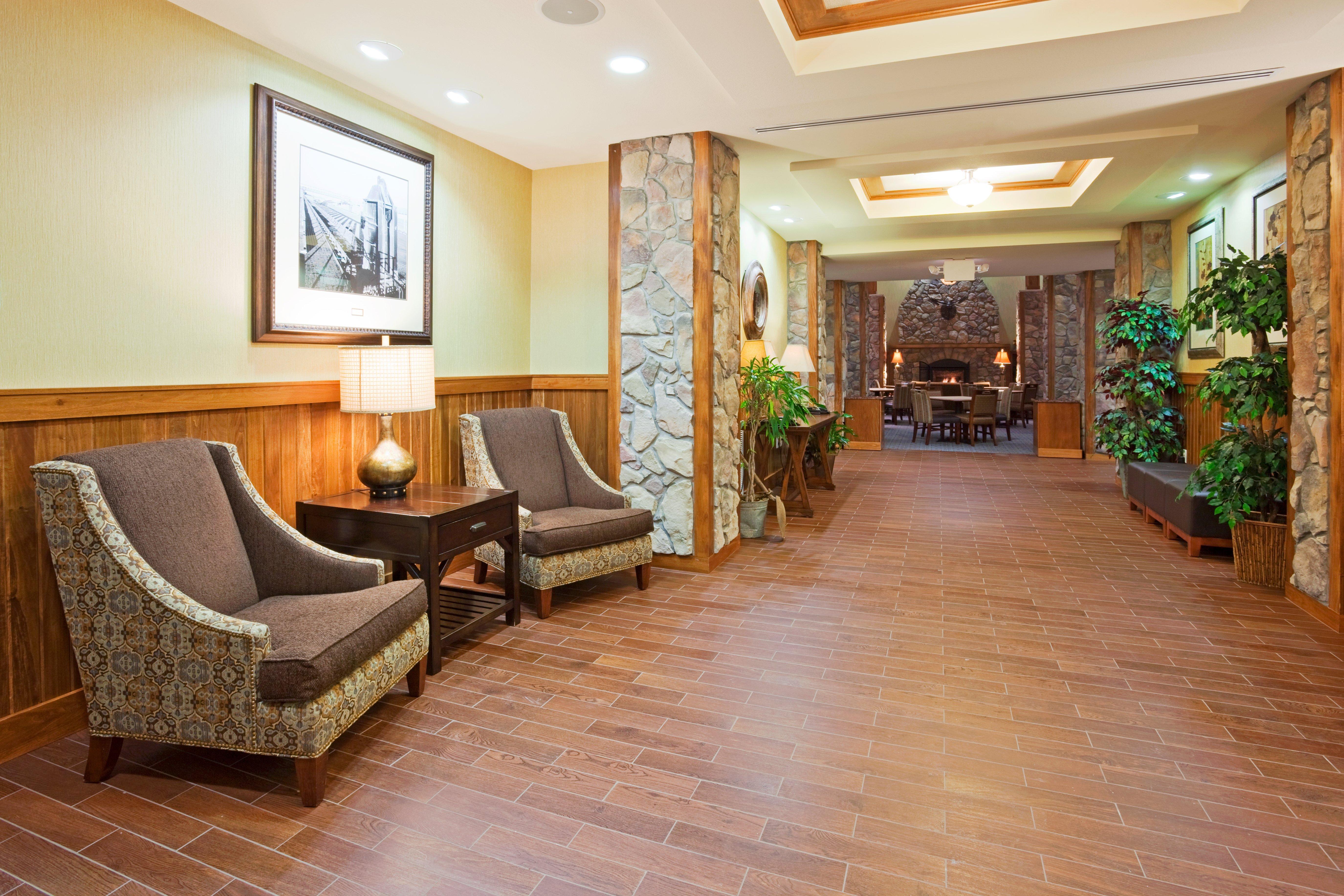 Comfort Inn & Suites Mountain Iron And Virginia Bagian luar foto