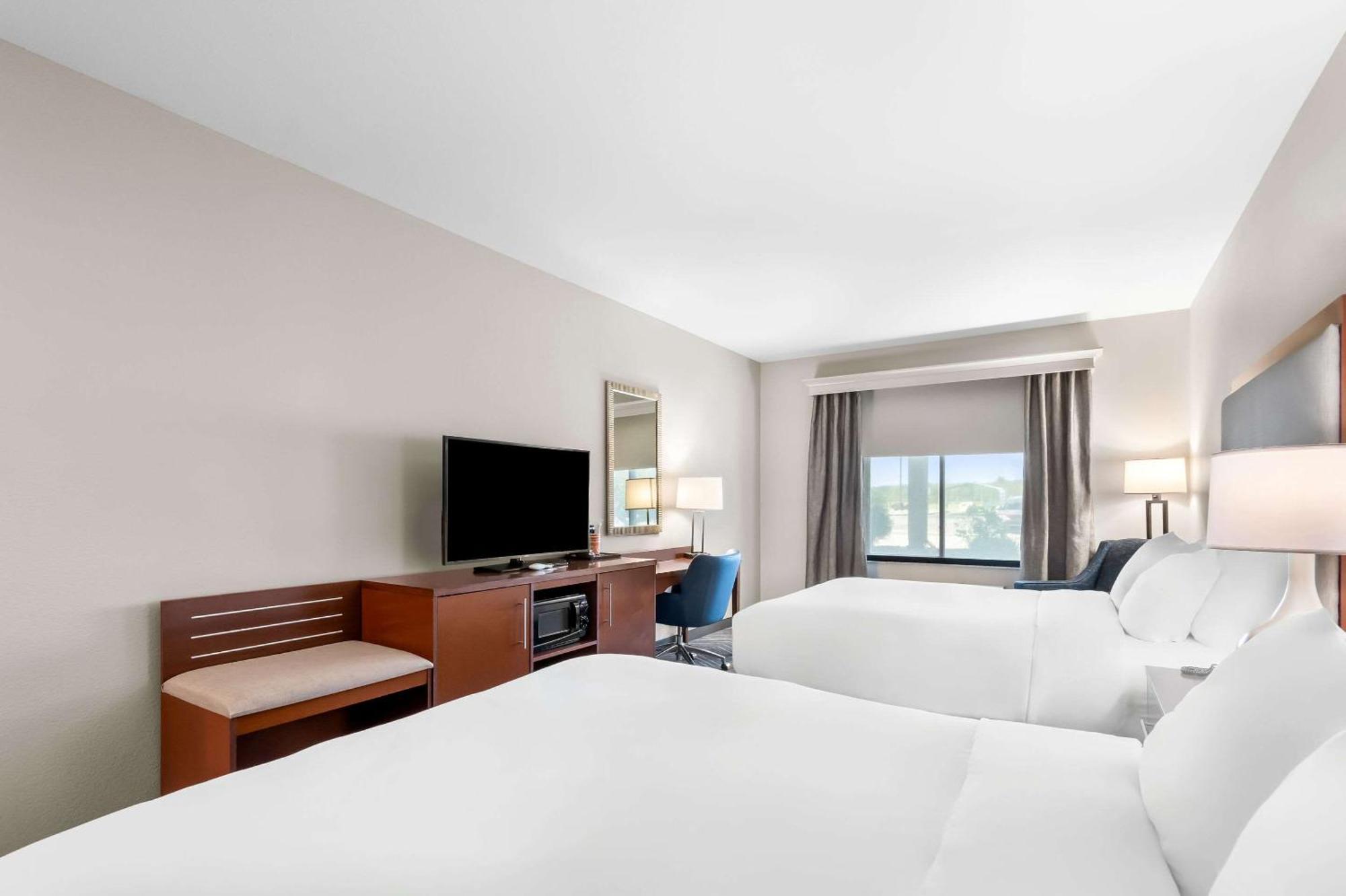 Comfort Inn & Suites Mountain Iron And Virginia Bagian luar foto