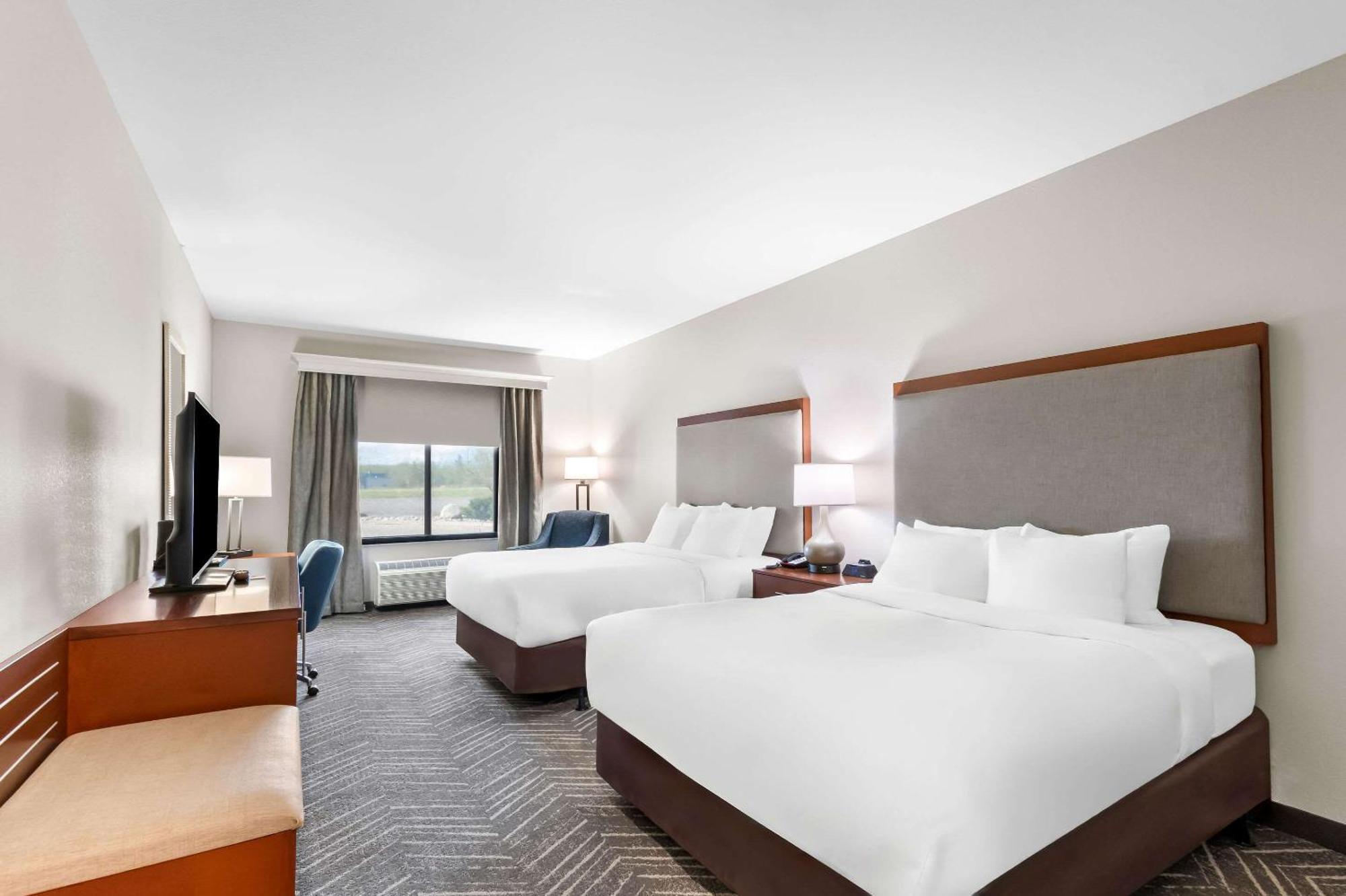 Comfort Inn & Suites Mountain Iron And Virginia Bagian luar foto