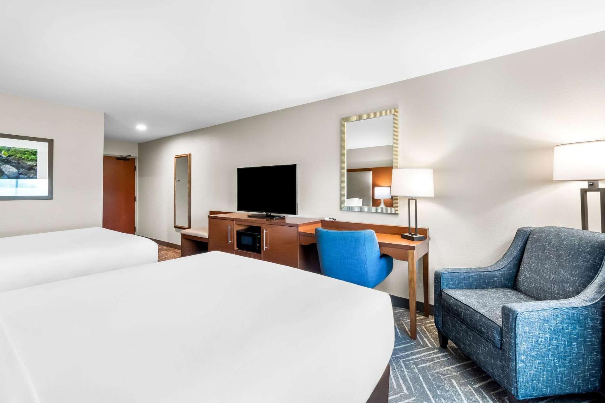 Comfort Inn & Suites Mountain Iron And Virginia Bagian luar foto